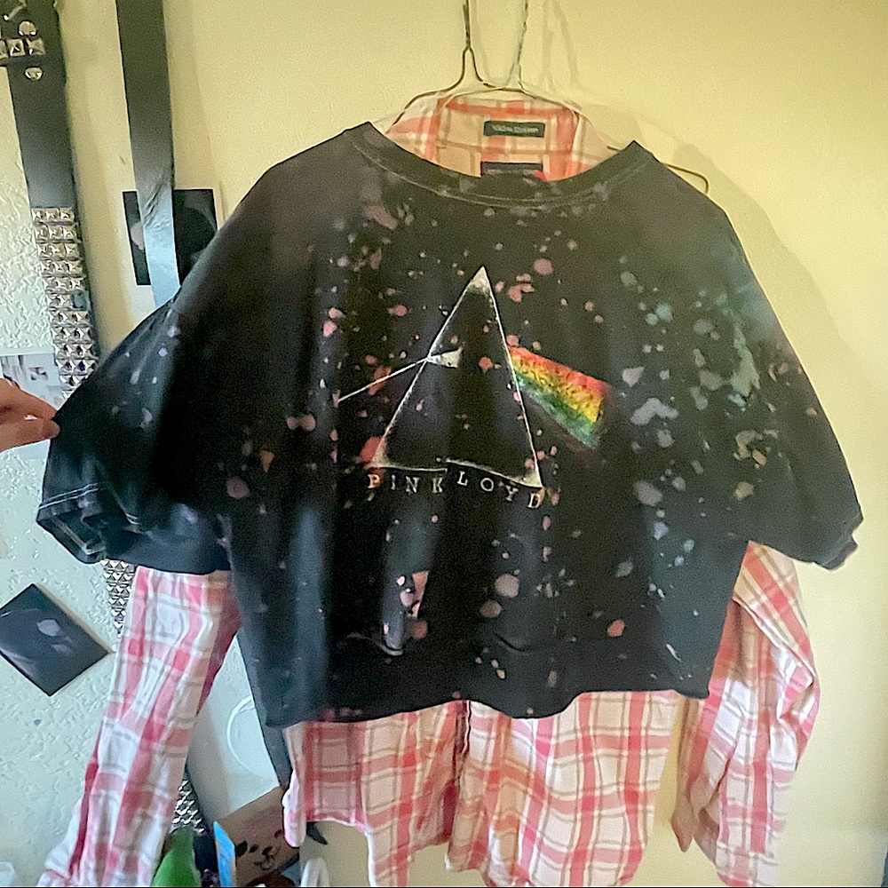 Black acid wash Pink Floyd crop top